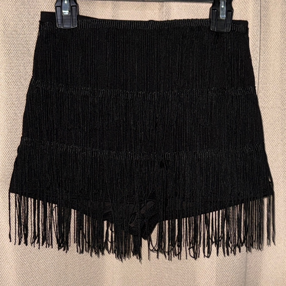 PrettyLittleThing Black Fringe Skorts